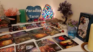 أنت ام الطرف الآخر مشاعره رغباته نواياه مصير العلاقتين العلاقه الثلاثيه الحبيب الكراش المنفصلين 