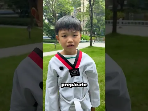 Su papá lo entrenó duro para el combate y esto pasó... 🤯👊 #shorts