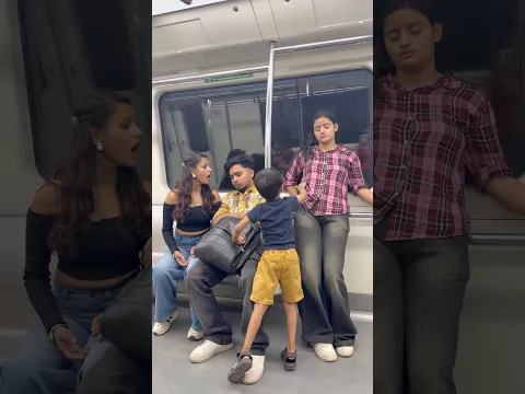 Bachche ne phone 📱 chura ke mere bag 💼 me rakh diya😱😱. #shorts #funny #youtubeshorts