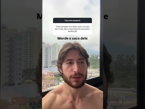 Morde os testiculos dele