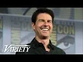 Video di Tom Cruise Surprises Comic-Con with 'Top Gun: Maverick' Footage