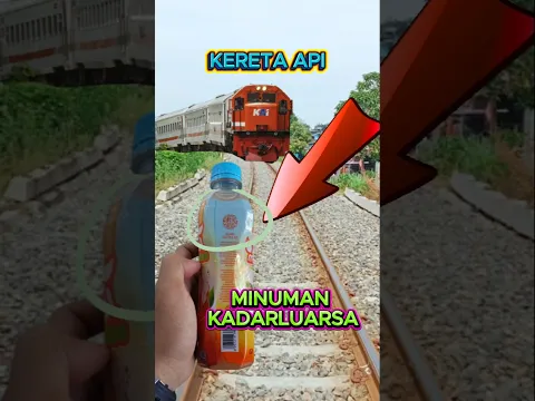 🔥🔥🔥 KERETA API VS MINUMAN BERBAHAYA #shorts #keretaapi #viralvideo #shorts