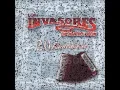 Los Invasores - Bajo Mil llaves