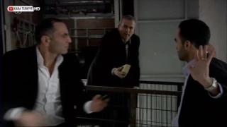 ميماتي وحسني يهجمون على رجال زازا مشهد من وادي الذئاب الجزء السادس  ميماتي وحسني يهجمون على رجال زازا مشهد من وادي الذئاب الجزء السادس