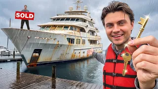 I Just Bought the Cheapest YACHT in The Country!!