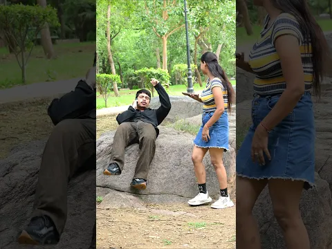 Call clash prank on beautiful girl 😘🤣 funny call clash prank 🤣