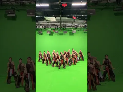 Amĭ ama … #oopscrew #choreography #ungcaibung #phuongmychi #dtap