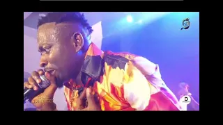 brother sammy performs kofi kinaata s thy grace ii at grace experience 26