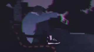 مفيش غير سكوت وضلمه جوا روحي مهما تمشي كل شئ بيبقا ثابت مهما تكون جمبي حالات واتس حزينه 