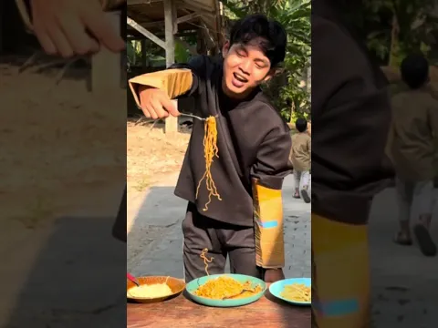 Ajakin bocil main game makan menggunakan tangan robot #shorts #funny #viral #adayinmylife