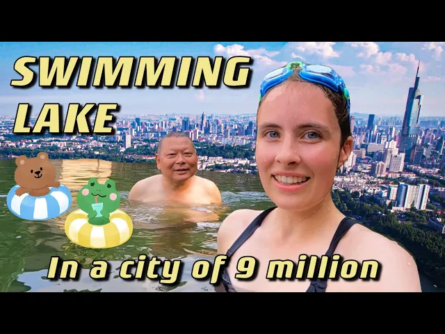 Getting nibbled on by wild fish in Nanjing, China 😬🐟 在南京遇上野生足疗鱼！