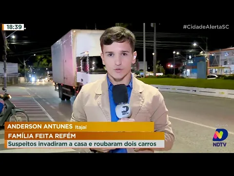 Família feita refém: suspeitos invadiram a casa e roubaram dois carros