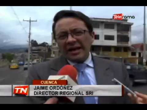 SRI realiza control de facturas en patios de vehículos