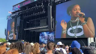 tems looku looku live in lollapalooza chicago friday 4 8 2023