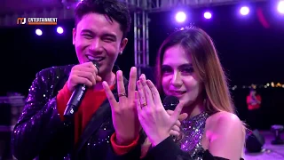 Download WOW.. BEGITU MESRA WIDHI FT IRENNE GHEA -  SAKIT RINDU  [MONATA LIVE ANCOL] MP3