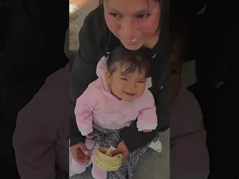 Stranger Gives More Money When Kid Gets Happy ❤️🥹 #heartwarming #shorts