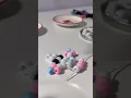 making a trans flag kandi lizard