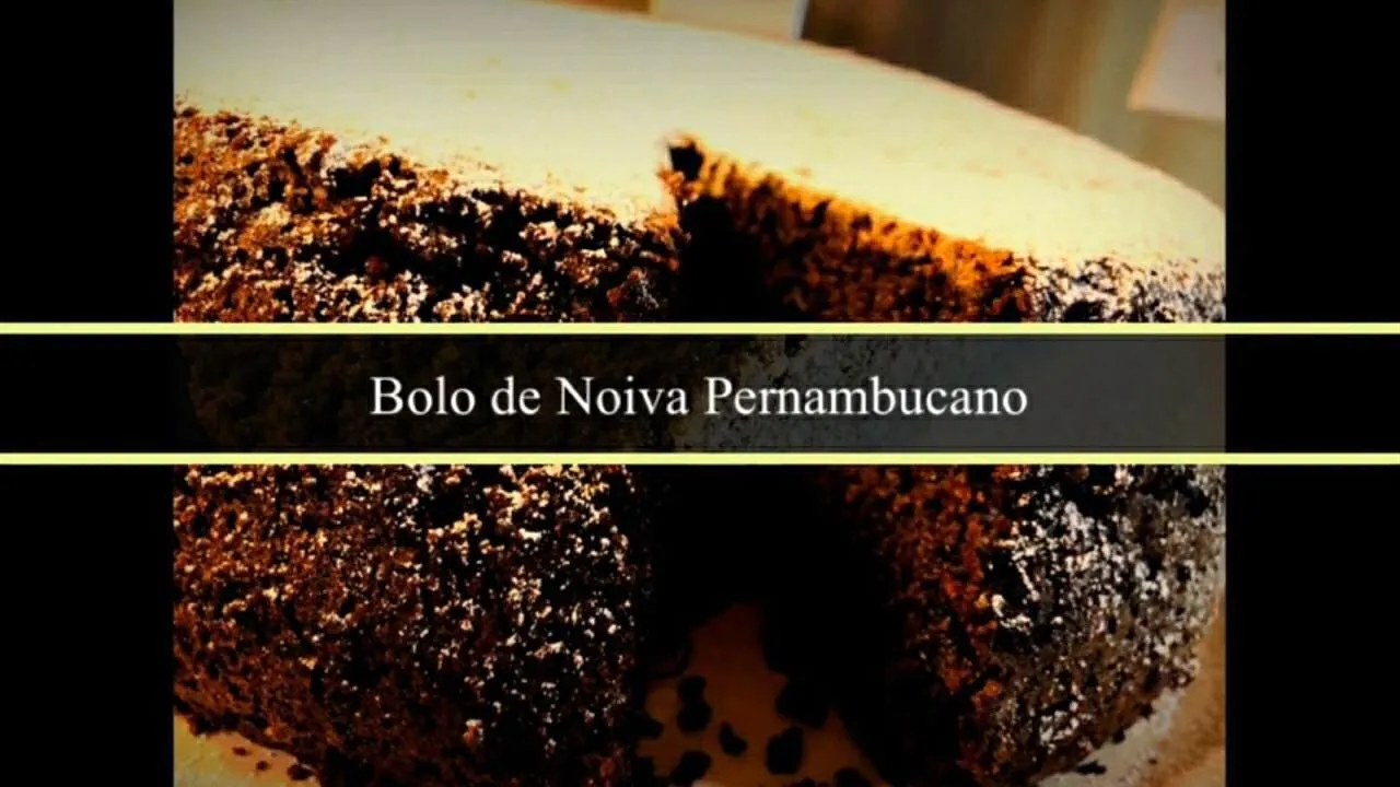 BOLO DE VINHO COM FRUTAS CRISTALIZADAS /BOLO DE NOIVA