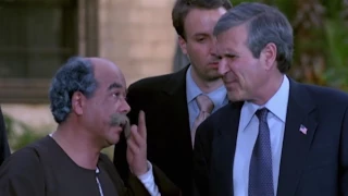 القرموطي يهدد جورج بوش الصغير مقطع من فلم معليش احنا بنتبهدل 