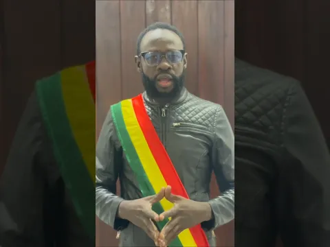 L'artiste Tapha TOURE vous invite à suivre Le Jeune Leader Optimiste.
