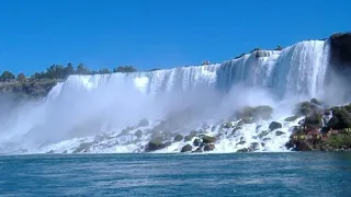 Niagara Falls Canadian Side Tour and Maid of the Mist Boat Ride