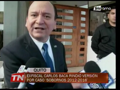 Ex fiscal Carlos Baca rindió versión por caso Sobornos 2012-2016