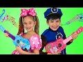 Download Lagu Sasha and Max plays Toy Guitar Music Challenge and sing Kids Nursery rhymes Songs