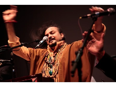 Download MP3 Amjad Sabri/Sabri Brothers: Mast Qalandar - Qawwali