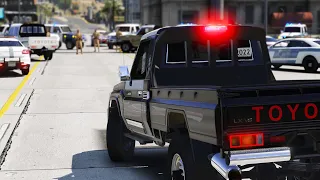 شاصات مسكونة تسكن المدينة وتجنن الحكومة وسكان المدينة كلهم الشاص المسكون 