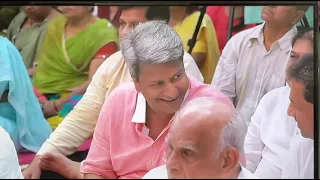 tu kitni achhi hai naveen bhai sings this song in guruji dr rajendraji maharaj amritvani satsang i