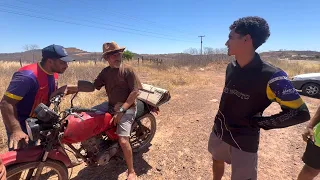 BRUTINHO FAZ ROLO NA MOTO ANTIGA