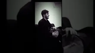 گشتیار عمر غمگین 