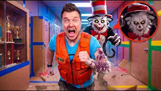 I Was Bit By Cat In The Hat! In Scream And Run In Real Life! Will I Live?