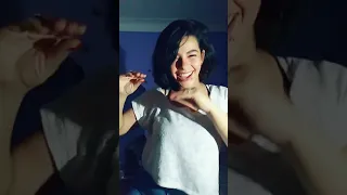 بموت جوايا وابكي علي حالي 