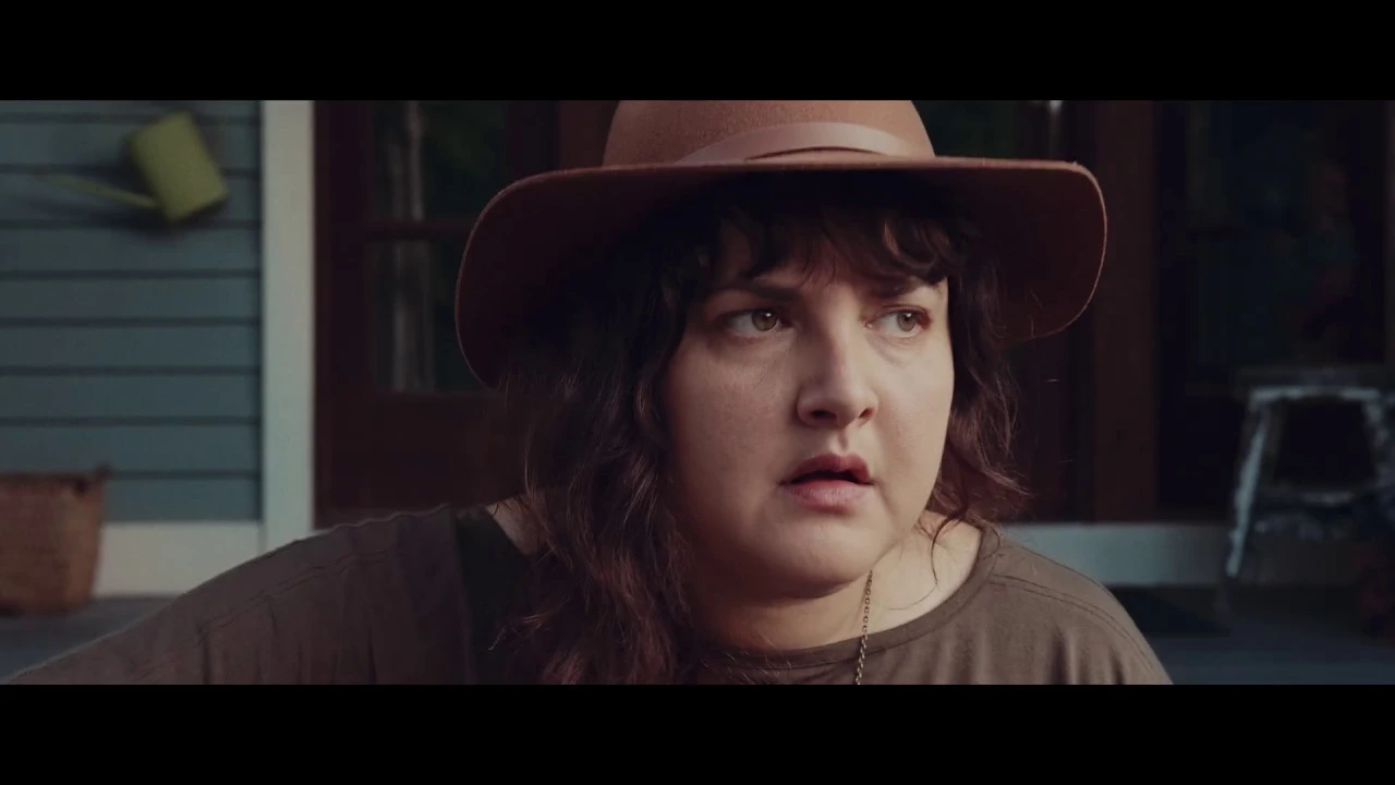 Abigail Lapell - Halfway to Mexico (Official Video) Abigail Lapell - Halfway to Mexico (Official Video)