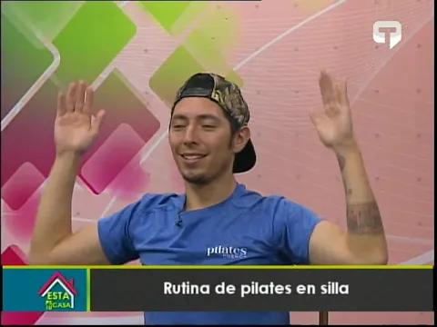 Rutina de pilates en silla