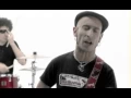 Download Lagu Fito \u0026 Fitipaldis - Por la boca vive el pez (Videoclip oficial)
