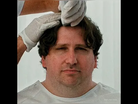 Este raktima se convirtió en Shaktimaan simplemente porque quería afeitarse la barba.😱