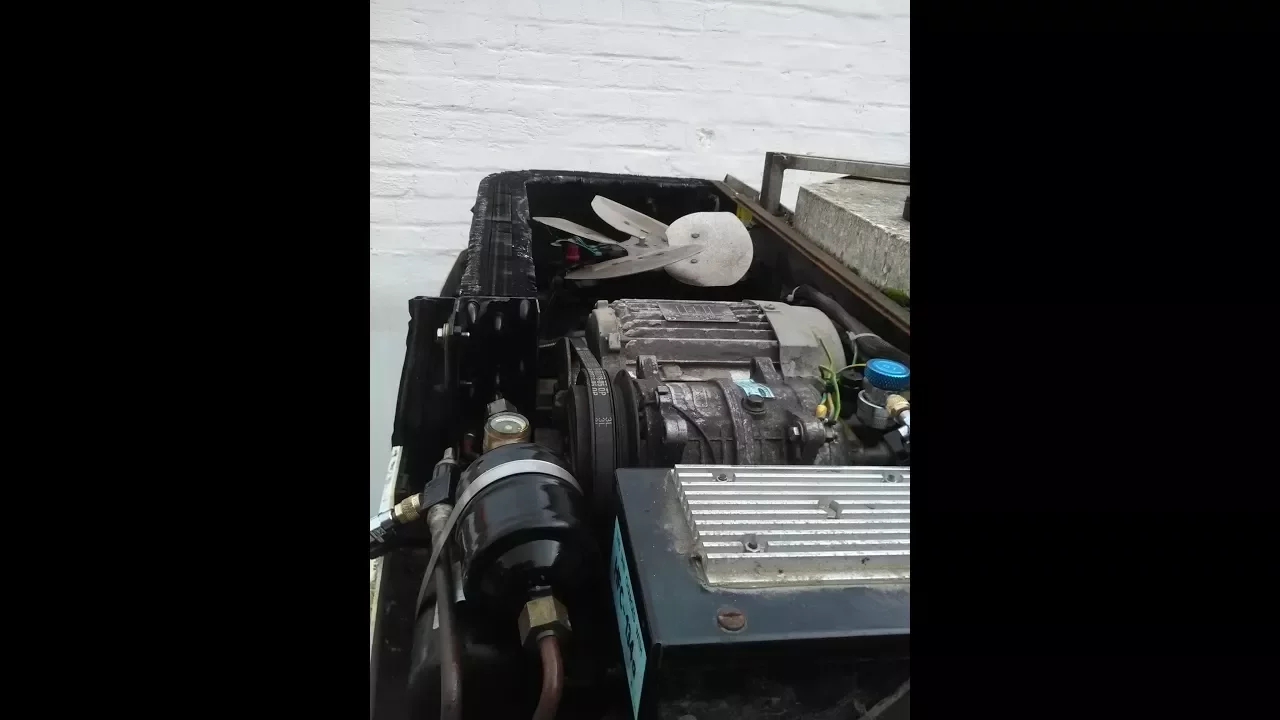 Dépannage d’un groupe frigorifique Carrier sur camion