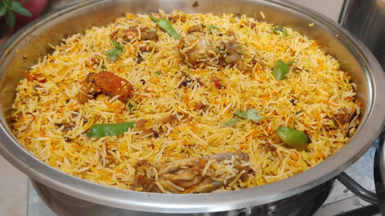 Mouthwatering Chatpati Chicken Biryani Recipe: Must-Try!