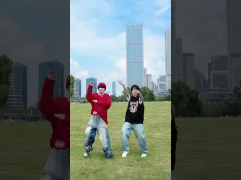 周末愉快✌️#TEAMBOYS #张嘉懿Austin #孔鑫Kimi #开始跳舞吧