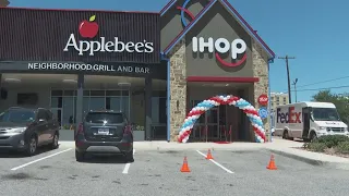 First Applebee s x IHOP two-in-one restaurant opens in San Antonio