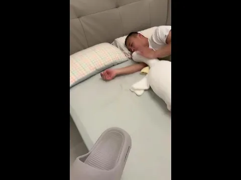 Dad, what's this for? Where did you squeeze your daughter?