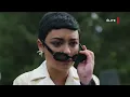 Ari visita la tumba de Samuel ELITE Temporada 6 NETFLIX