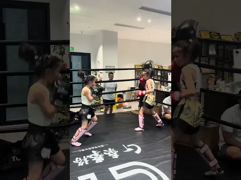 FemaleMuayThaiTraining# These pants are pretty nice for sparring~