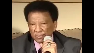 حمد الريح  عطشان والبحر   جمبك رذاذ الموج  يرش قربك دندنها