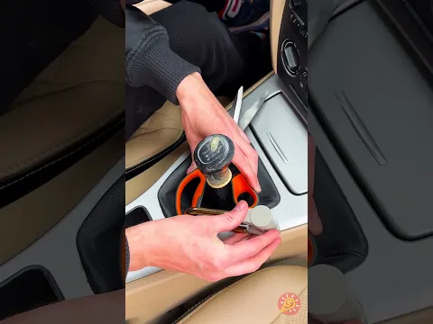 سيارة آمنة مع مقص ✂️