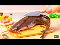 Download Lagu Cut fish into delicious food 