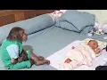 Download Lagu Smart CUTIS learn to take care of newborn baby...WOW