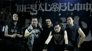 koil mendekati surga lirik 